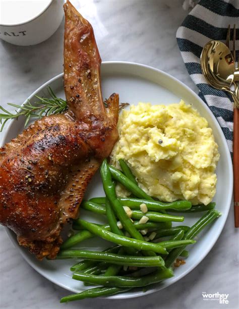 Baked Stuffed Turkey Wings