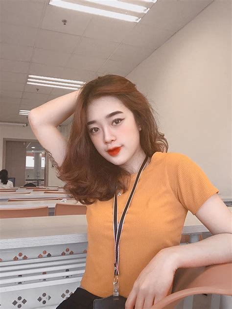 Thêm hot girl quân sự ĐH Kinh tế Quốc dân được dân mạng quan tâm Báo Dân trí