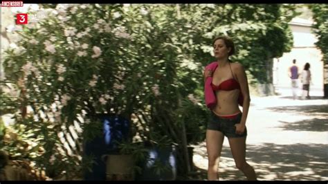 Naked Sabrina Seyvecou In Cote D Azur