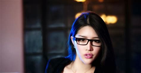 Ảnh nude hót girl xinh tươi khoe hàng to nhìn khiêu gợi Xem Ảnh Khỏa Thân Của Girl Xinh Chất