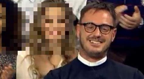 Sacerdote Ammette Di Essere Gay E Si Sposa Con Il Compagno Ma Ancora Prete