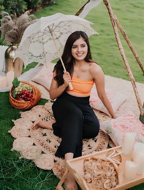 Amritha Aiyer Hot Photos In Saree