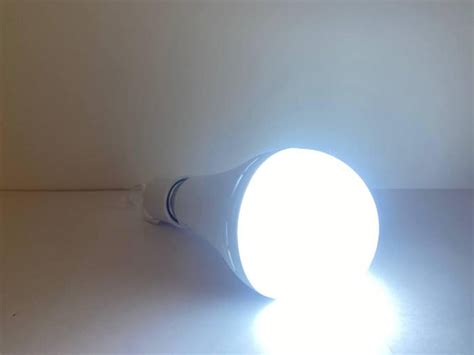 Лампочка аварийная с аккумулятором SMARTCHARGE Smart Bulb 12W Е27 (ID ...