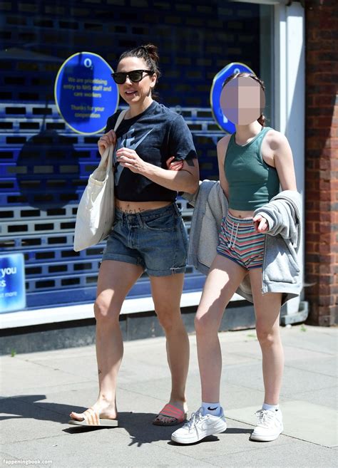 Melanie Chisholm Melshappylife Melaniecmusic Nude Onlyfans Leaks Fappening Fappeningbook