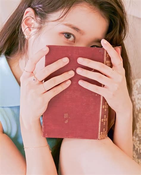 🌅 On Twitter [enhanced Photos] Iu 제이에스티나 J Estina 2021 Summer Collection 💗 📌please Put A