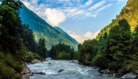 How To Reach Kasol From Delhi By Road Train Or Flight Tusk Travel