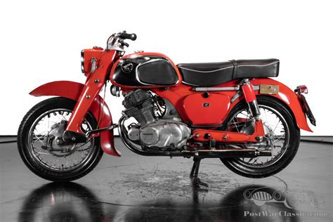 Motorbike Honda DREAM 300 1965 for sale - PostWarClassic