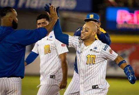 Navegantes Del Magallanes Dejan En El Terreno A Los Leones Del Caracas