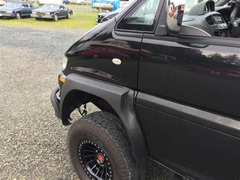 Lifted 1997 Mitsubishi Delica L400 Series 2 High Roof Chamonix