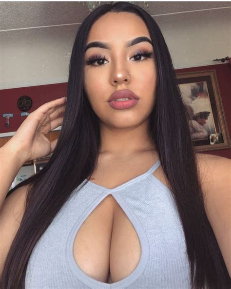 Pin By Jimmy Rodriguez On Beautiful Latina Women Beautiful Latina Latina Women Beauty Hacks Acne