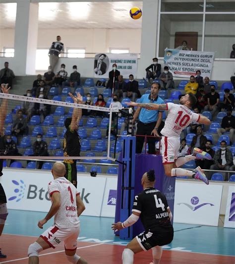 Yeni Kızıltepespor galibiyetle başladı Voleybolunsesi