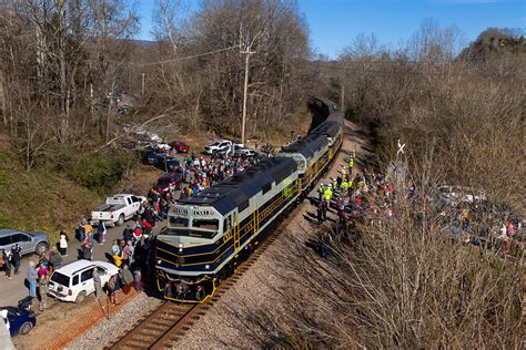 Csx At Fort Blackmore Virginia The Csx Santa Train Flickr