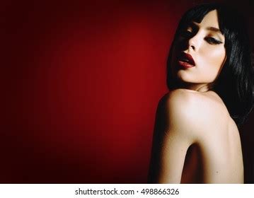 54 Thousand Nude Elegant Pose Royalty Free Images Stock Photos Pictures Shutterstock