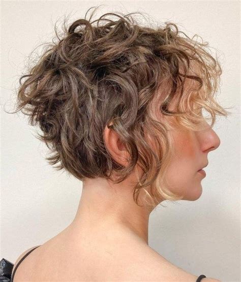 Absolutely New Short Wavy Haircuts For Hair Adviser Wavy