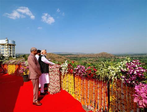 Prime Minister Narendra Modi Performs The Jal Pujan Of Nilwande Dam