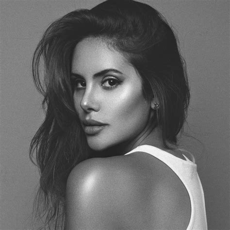 Hot Sexy Manuella Rangel Bikini Pics