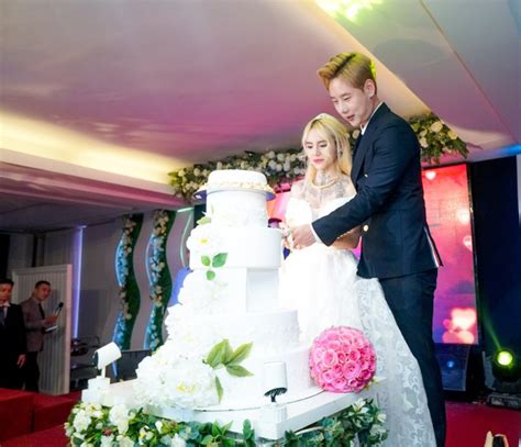 Quen Ch Ng It H N Qu C I N Trai V Vi T T Ng Gay C I V M I Ng Ng A Ghen L Ng L N