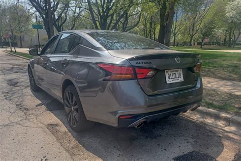2022 Nissan Altima Specs Prices Mpg Reviews And Photos