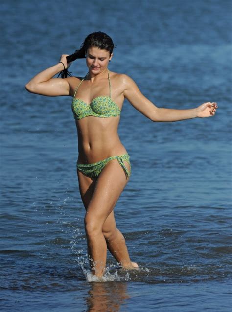 7 Hot Sexy Samantha Cartel Bikini Pics