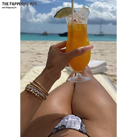 Draya Michele Expsoed Her Ass And Boobs In Mint Swim Bikini Photos The Fappening