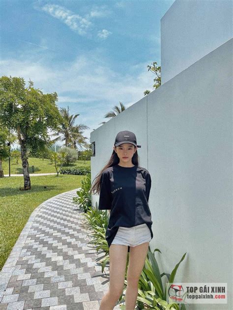 Hot girl Linh Ka ngày càng trưởng thành và xinh đẹp sắc sảo Top Gái Xinh