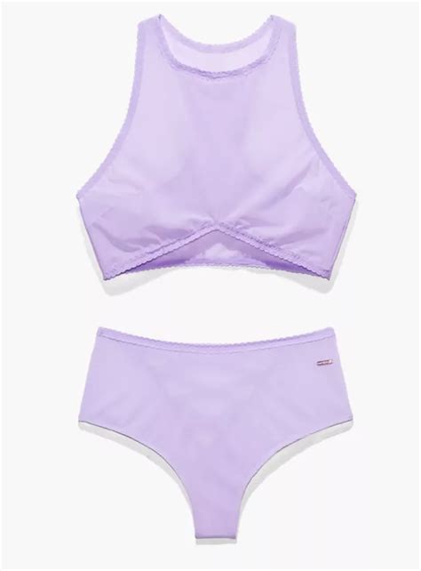 Rihanna Sets Pulses Racing As She Flaunts Her Sexy New Lingerie Range Just In Time For Valentine