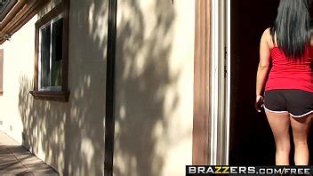 Brazzers Got Boobs Boob Snoop Scene Starring Sophia Lomeli And Danny Mountain Xvideos