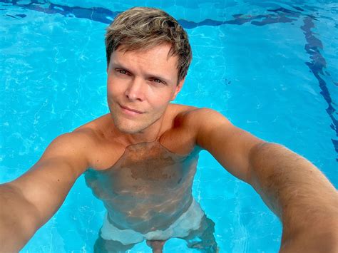 Naked Traveler On Twitter Anyone Up For A Swim