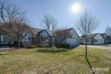 5637 Cortland Cir Bay City Mi 48706 Mls 30834111 Redfin