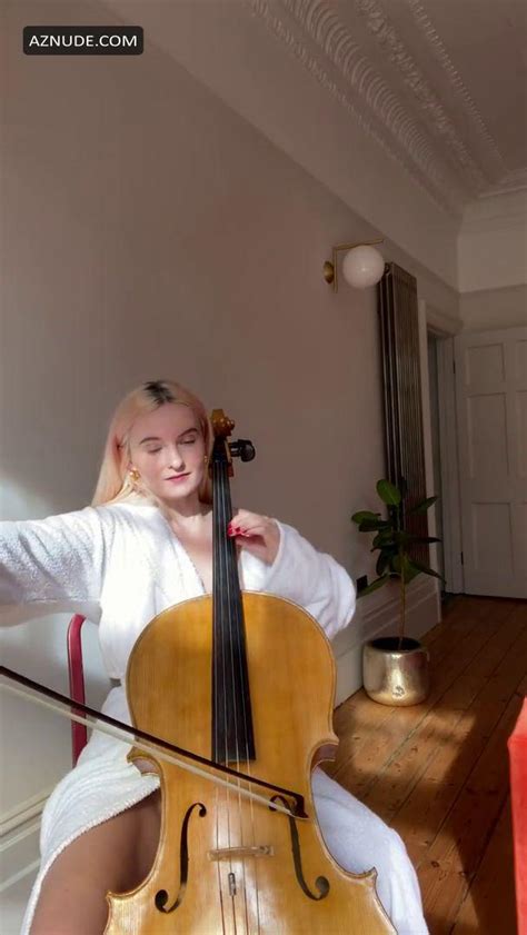 Sommer Ray Camel Toe Ass And Hard Nipples During Workout On Instagram Story Aznude