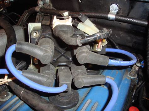 Расположение высоковольтных проводов 406 мотор