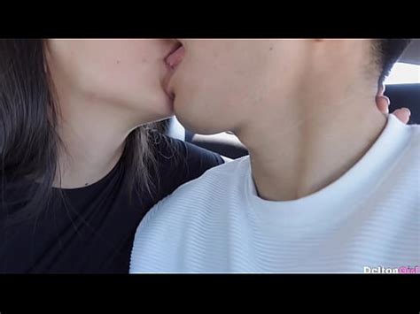 El Conductor Se Cuela En Las Bragas De La Hermosa Pasajera Cogiendo En El Coche XVIDEOS