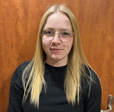 Cali Carter Stripchat Webcam Model Profile Free Live Sex Show Cam Joy