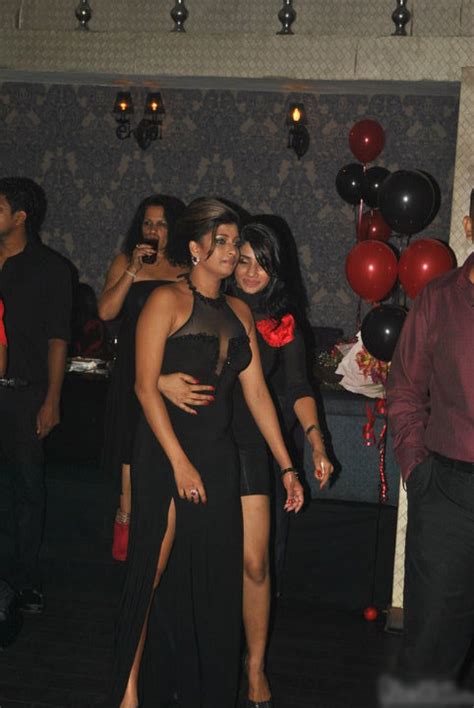 Pakistani Sexy Girls Nude Models Hot Actress Nude Hot Girls Nadeesha Hemamali Sri Lankan