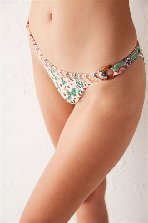 Jual Penti Multicolored Floral Pattern Bianca Bikini Bottoms With Side Accessory Detail