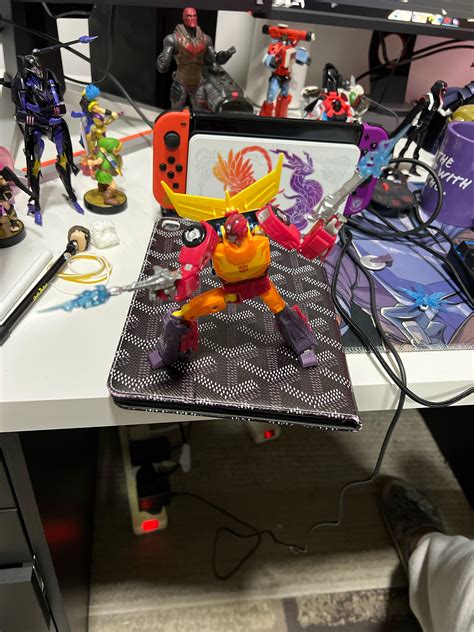 I Cant Express How Much I Like Be This Hot Rod Figure R Transformers