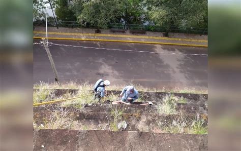 Jovem desacordado é resgatado em paredão de 12 metros de altura em