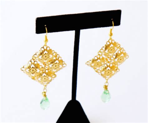 Gold DIY Chandelier Earrings | Chandelier earrings diy, Diy earrings, Gold diy