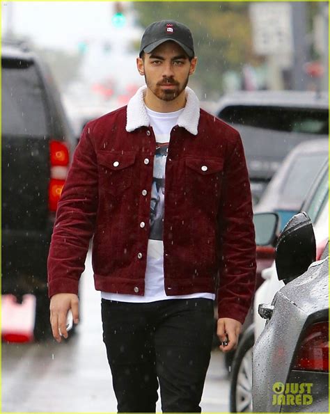 Video Joe Jonas Models Underwear In This Hot New Guess Ad Photo 1062808 Photo Gallery