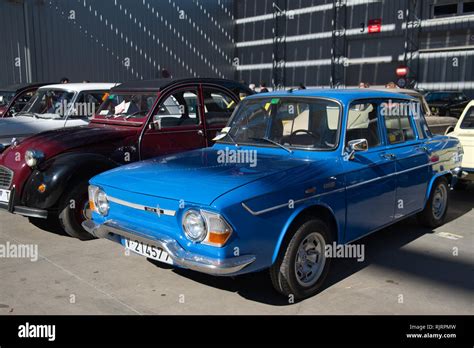 Renault 10 Hi Res Stock Photography And Images Alamy