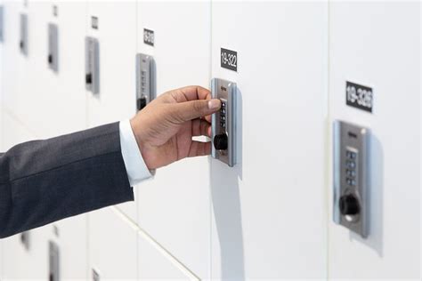 Employee Lockers for the Workplace | Bradford Systems