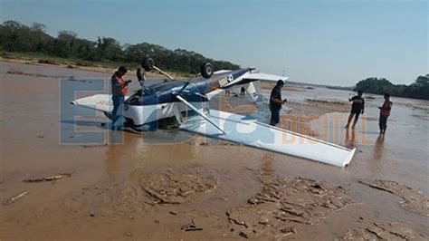 Avioneta De Entrenamiento Cay A Orillas Del R O Pira Eju Tv