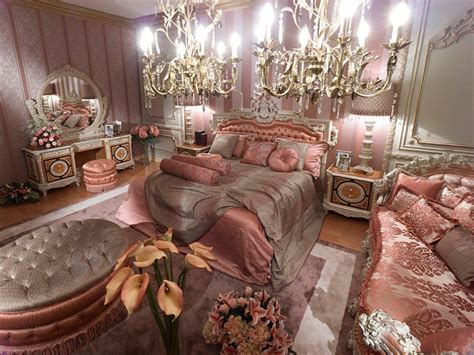 Pink Classic Style Italian Bedroom - Top and Best Italian Classic ...