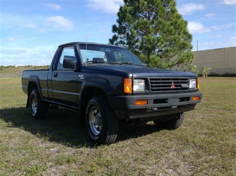 1988 Mitsubishi Mighty Max 4x4 5 Speed Manual 4 Cylinders 4wd Pickup Truck For Sale Mitsubishi