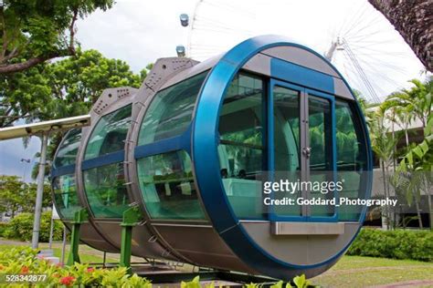 Singapore Flyer Capsule Photos and Premium High Res Pictures - Getty Images