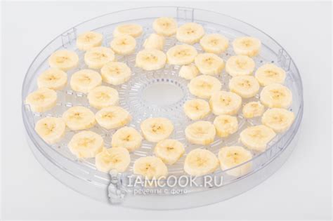 Банановые чипсы в сушилке для фруктов — рецепт с фото пошагово. Как ...