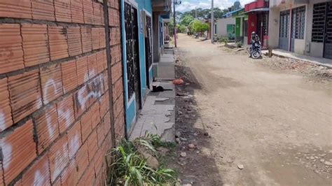 Le Doy Dinero A La Esposa De Mi Vecino Para Que La Chupe Free Sex Video Redtube