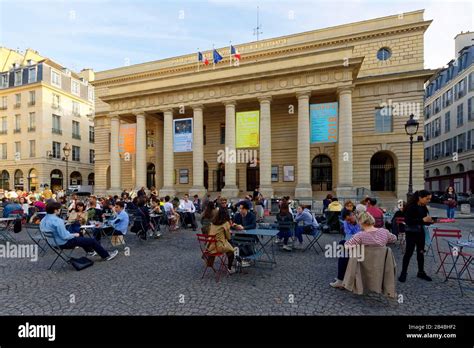 Odeon Paris Theatre Hi Res Stock Photography And Images Alamy