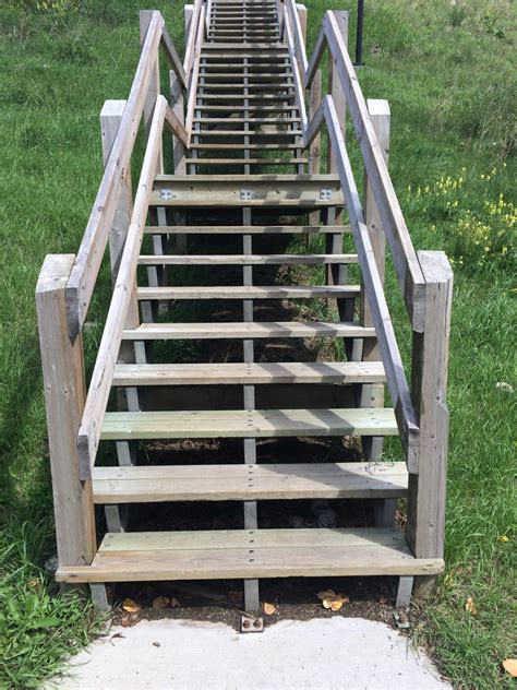 무료 이미지 : 집 밖의, 목재, 등반, 가구, 사닥다리, 상승, 난간, 계단, 옥외 구조물 2448x3264 ...