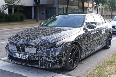 Bmw大改款5系列測試車捕獲！新一代燈組長這樣？ 8891新車